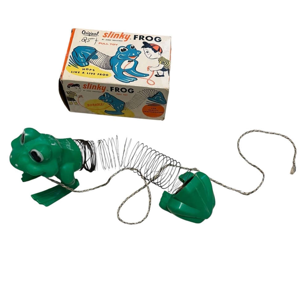 Vintage Retro Original Slinky Green Frog Pull Toy No. 440 James Industries Inc